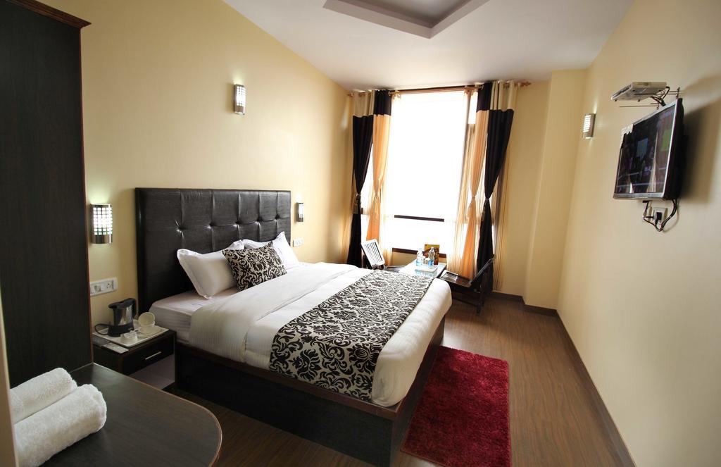 The Grand Welcome Hotel Shimla Bilik gambar